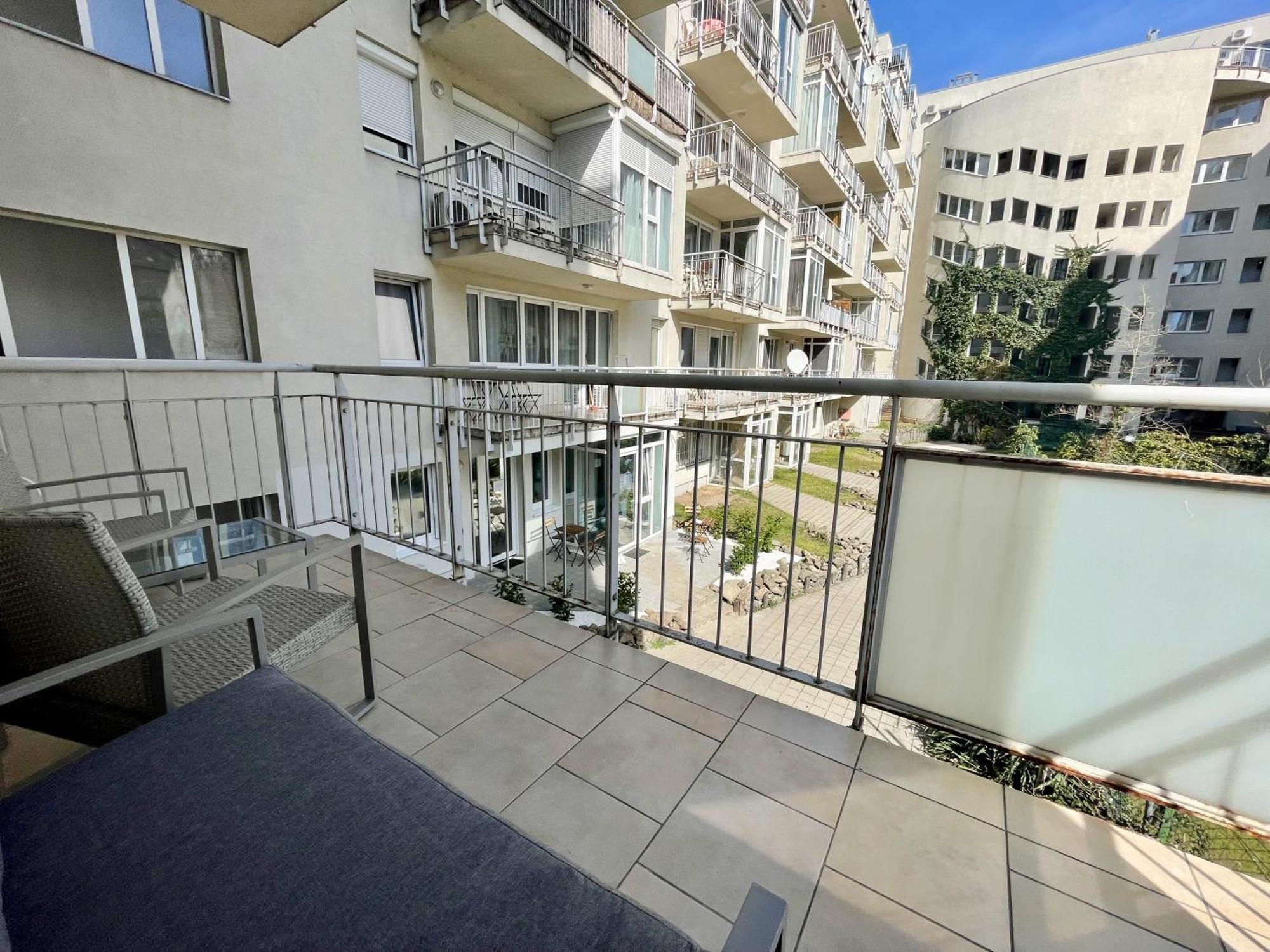 #Klauzal11#Design Apartment #2Bdrm #Freeparking Boedapest Buitenkant foto